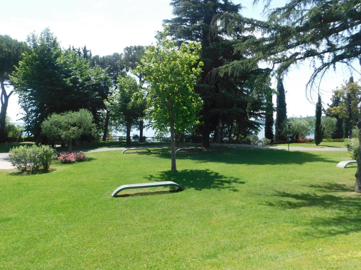 Apartamento Lato Soleggiato @Gardazzurro Padenghe sul Garda Exterior foto