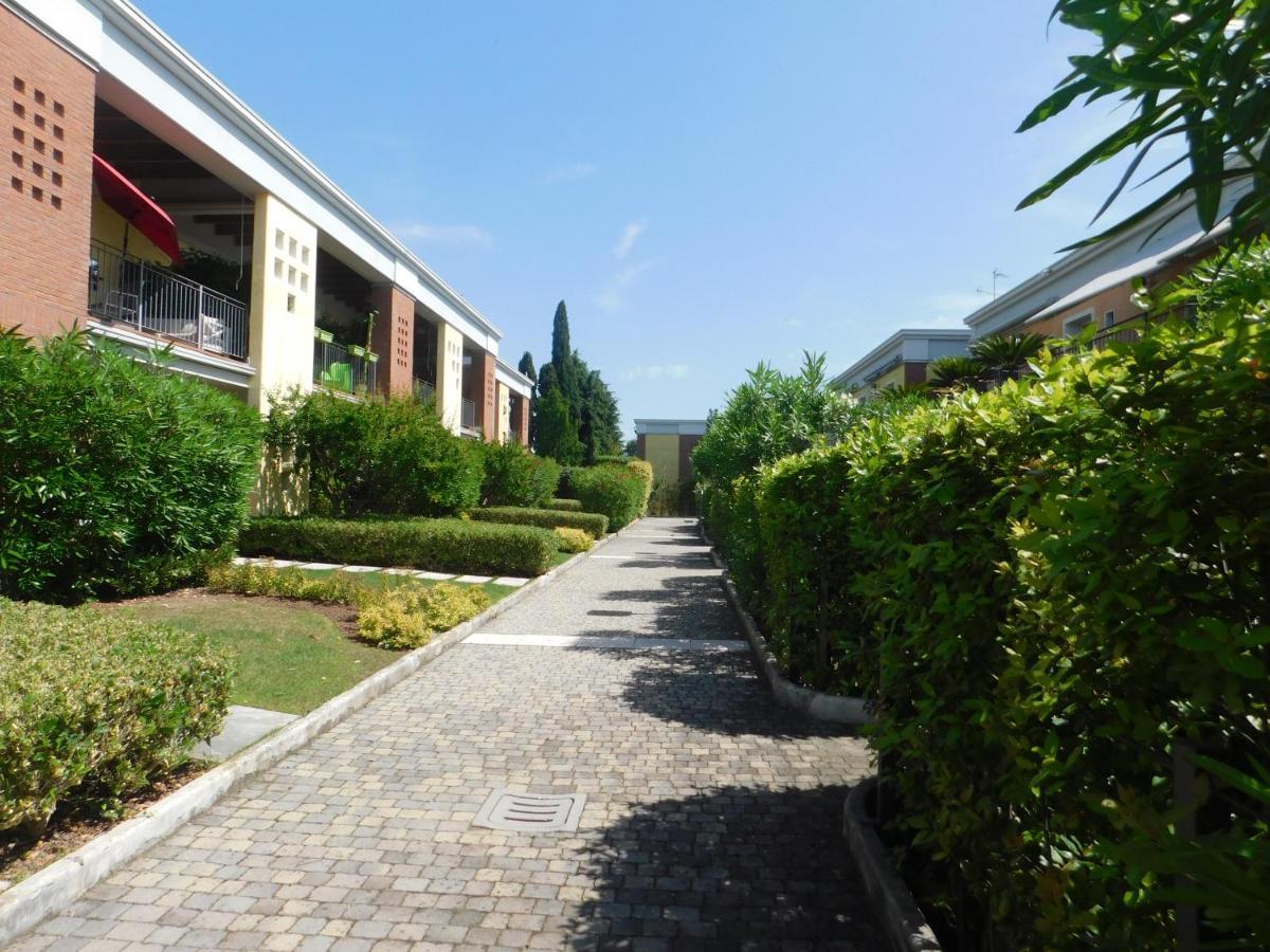 Apartamento Lato Soleggiato @Gardazzurro Padenghe sul Garda Exterior foto
