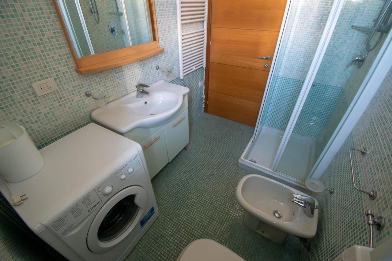 Apartamento Lato Soleggiato @Gardazzurro Padenghe sul Garda Exterior foto