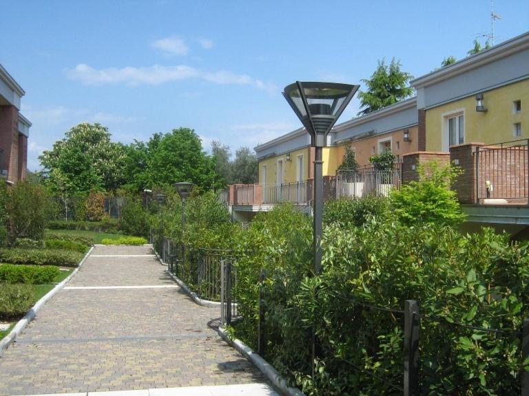 Apartamento Lato Soleggiato @Gardazzurro Padenghe sul Garda Exterior foto